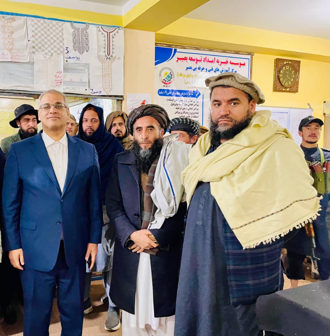 بازدید از مرکز بصیر